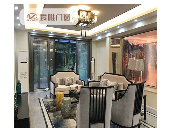 您知道鋁合金推拉門和鋁合金平開門的特點嗎？